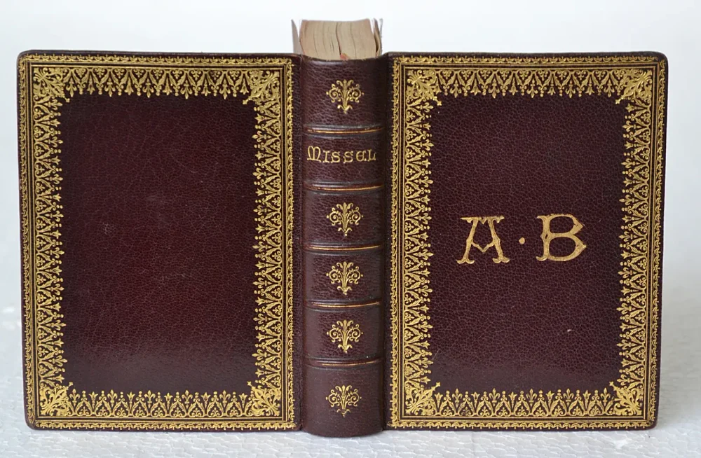 Missel de Notre-Dame, contenant les offices des dimanches et des principales fêtes de l’année. - photo