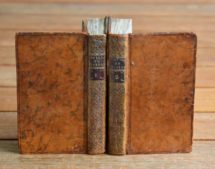 Histoire de Guillaume de Nassau, Prince d’Orange, fondateur de la République des Provinces-Unies des Pays-Bas.
Avec des notes politiques, historiques & critiques. - photo