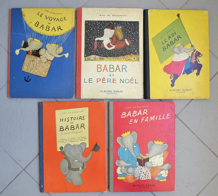 Histoire de Babar le petit éléphant
Le voyage de Babar
Babar en famille
Le roi Babar
Babar et le Père Noël - photo