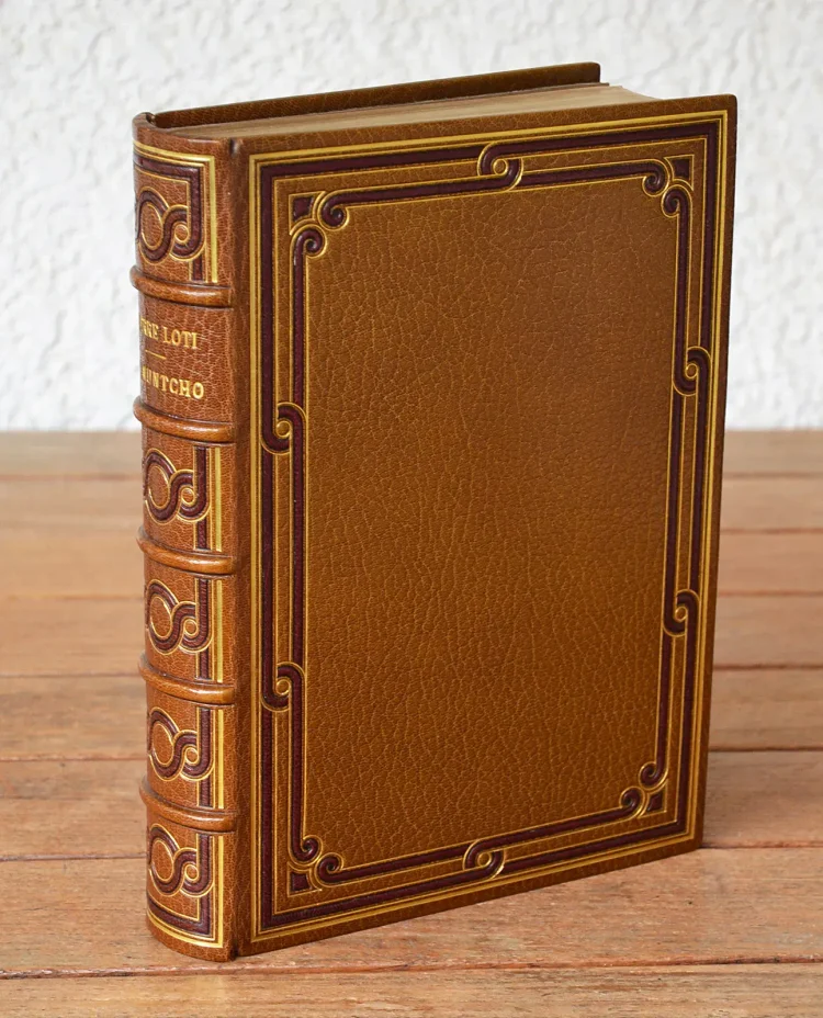 Ramuntcho.
Nouvelle édition illustrée par Jacques Camoreyt. - photo