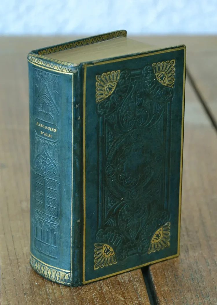 Paroissien complet, latin-français, imprimé par ordre de Monseigneur François-Marie-Édouard de Gualy, archevêque d’Albi. - photo