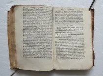 Accord de plusieurs passages des Sainctes Escritures, qui semblent en apparence discordans : avec déclaration familière d’iceux.
Revue & augmenté outre la précédente édition.
La table des passages accordez en ce présent recueil est mise en la fin du livre. - photo