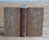 Encyclopédie comique ou recueil anglois de gaietés, de plaisanteries, de traits d’esprit, de bons mots, d’anecdotes, de portraits, d’originalités, d’aventures, de naïvetés, de balourdises, de calembourgs et de pensées graves et sérieuses.
Version libre de l’anglois par T.P. Bertin, traducteur en prose des Satires d’Young, ornée de figures et d’une planche gravée en sténographie. - photo