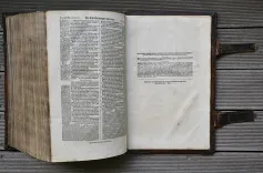 Biblia Sacra des oudé ende nieuwé Testamets ofte de Gantshe heylige shrift (…). - photo