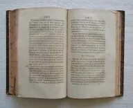 Élémens de l’art vétérinaire.
Traité de la conformation extérieure du cheval ; de sa beauté et de ses défauts ; des considérations auxquelles il importe de s’arrêter dans le choix qu’on doit en faire ; des soins qu’il exige, de sa multiplication, ou des haras, etc.
A l’usage des élèves des écoles impériales vétérinaires.
Sixième édition , publiée avec des notes par J.B. Huzard, vétérinaire, membre de l’Institut de France (…). - photo