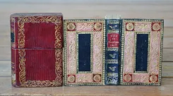 Calendario manual y guia de forasteros en Madrid para el año de 1827 + Estado militar de España. - photo