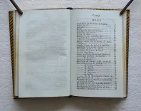 Calendario manual y guia de forasteros en Madrid para el año de 1827 + Estado militar de España. - photo