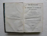 Dictionnaire usuel de chirurgie et de médecine vétérinaires, manuel pratique ou l’on trouve exposés avec clarté et dans un langage à la porté de tout le monde, 1°] Tout ce qui regarde l’histoire naturelle, la propagation, l’entretien et la conservation des animaux domestiques ; 2°] La description de toutes les maladies auxquelles ces animaux sont sujets ; 3°] Les moyens de les traiter de la manière la plus efficace et la plus économique ; 4°] La législation vétérinaire. - photo