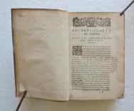 Les Mémoires de Philippe de Commines chevalier, seigneur d’Argenton.
Sur les principaux faicts & gestes de Loys XI & Charles VIII, son fils, Roys de France.
Deux Epistres de Jean Sleidan, avec la vie de l’autheur. Et un ample indice des choses plus remarquables.
Le tout revu & corrigé sur l’édition de Denis Sauvage. - photo