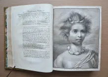 1] Relation des voyages entrepris par ordre de Sa Majesté britannique, actuellement régnante, pou faire des découvertes dans l’hémisphère méridional, et successivement exécutés par le commodore Byron, le capitaine Carteret, le capitaine Wallis & le capitaine Cook, dans les vaisseaux le Dauphin, le Swallow & l’Endeavour. - photo