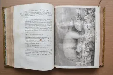 1] Relation des voyages entrepris par ordre de Sa Majesté britannique, actuellement régnante, pou faire des découvertes dans l’hémisphère méridional, et successivement exécutés par le commodore Byron, le capitaine Carteret, le capitaine Wallis & le capitaine Cook, dans les vaisseaux le Dauphin, le Swallow & l’Endeavour. - photo