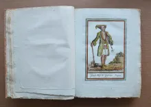 Encyclopédie des voyages contenant l’abrégé historique des mœurs, usages, habitudes domestiques, religion, fêtes, supplices, funérailles, sciences, arts, commerce de tous les peuples.
Et la collection complète des costumes, civils, militaires, religieux, dignitaires, de tous les peuples, dessinés d’après nature, gravés avec soin, et coloriés à l’aquarelle.
Par M. J. Grasset Saint Sauveur ci devant vice consul de France en Hongrie, et auteur des costumes civils actuels de tous les peuples connus et dont la première édition vient d’être terminée.
La partie littéraire est rédigée par M. Jean-François Cornu, homme de loi. - photo