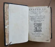 Les quatre livres des institutions forenses, ou autrement pratique judiciaire, de maistre Jean Imbert, licencié en droit : translatez en latin en françoys par le mesme autheur.
Avec une table judiciaire des choses principales de la matière. - photo