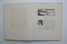 Le mariage basque.
Illustré de huit eaux-fortes en couleurs gravées en deux planches par André Lambert, d’après les aquarelles de Ramiro Arrue.
Ornements typographiques dessinés par R. Arrue, gravés sur bois par A. Lambert. - photo