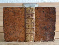 Dictionnaire interprète de matière médicale, et de ce qui y a rapport ; contenant l’explication des termes arabes, grecs & latins ; des abréviations ; des caractères, ainsi que des opérations de chimie & de pharmacie ; avec des observations de théorie & de pratique sur ces sciences, & sur l’histoire naturelle.
Ensemble une courte description anatomique des parties du corps humain.
Ouvrage utile à ceux qui se destinent à l’étude ou à l’exercice de quelqu’un des objets de Médecine. - photo
