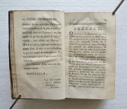 Dictionnaire interprète de matière médicale, et de ce qui y a rapport ; contenant l’explication des termes arabes, grecs & latins ; des abréviations ; des caractères, ainsi que des opérations de chimie & de pharmacie ; avec des observations de théorie & de pratique sur ces sciences, & sur l’histoire naturelle.
Ensemble une courte description anatomique des parties du corps humain.
Ouvrage utile à ceux qui se destinent à l’étude ou à l’exercice de quelqu’un des objets de Médecine. - photo