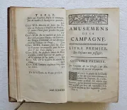 Amusemens de la campagne, ou nouvelles ruses innocentes, qui enseignent la manière de prendre aux pièges toutes sortes d’oiseaux & de bêtes à quatre pieds (…).
Tome premier. - photo