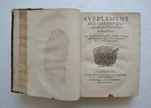 1] Chronique Bordeloise, corrigée & augmentée depuis l’année 1671 jusqu’au passage du Roy d’Espagne & de Nosseigneurs les Princes, les frères, en cette ville l’année 1701.
2] Supplément des Chroniques de la noble ville & cité de Bourdeaux.
3] Continuation à la Chronique Bourdeloise.
4] Privilèges des bourgeois de la ville et cité de Bourdeaux (…). - photo