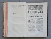 Dictionnaire étymologique de la langue Françoise (…)
Nouvelle édition, dans outre les origines & les additions ci-dessus, qu’on a insérées à leur place, on trouvera encore les étymologies de Messieurs Huet, Le Duchat, de Vergy, & plusieurs autres (…) Auquel on a ajouté le dictionnaire des termes du vieux François, ou Trésor des Recherches & Antiquités Gauloise & Françoises de Borel, augmenté des mots qui y étaient oubliés, extraits des Dictionnaires de Monet & Nicot, & des auteurs anciens de la langue Françoise. - photo