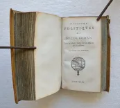 Mémoires sur les choses advenües en France depuis la mort de Henry le Grand, jusques à la paix faite avec les Réformés au mois de juin 1629.
Seconde édition, augmentée d’un quatrième livre, et de divers discours politiques du mesme auteur, cy-devant non imprimés [suivi de] : Discours politiques du Duc de Rohan, faits en divers temps sur les affaires qui se passoient [suivi de] : Véritable discours de ce qui s’est passé en l’Assemblée politique des Églises Réformées de France, tenüe à Saumur par la permission du Roy, l’an 1611. Servant de supplément aux mémoires du Duc de Rohan. - photo