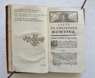 Histoire romaine, depuis la fondation de Rome jusqu’à la bataille d’Actium : c’est-à-dire, jusqu’à la fin de la République.
Nouvelle édition édition très exactement corrigée. - photo