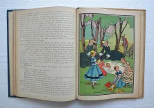 Les petites filles modèles. - photo