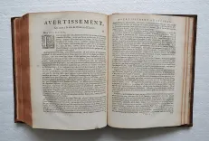 Histoire critique du Vieux Testament.
Nouvelle édition, & qui est la première imprimée sur la copie de Paris, augmentée d’une apologie générale & de plusieurs remarques critiques.
On a de plus ajouté à cette édition une table des matières, & tout ce qui a été imprimé jusqu’à présent à l’occasion de cette Histoire critique. - photo