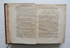 Histoire critique du Vieux Testament.
Nouvelle édition, & qui est la première imprimée sur la copie de Paris, augmentée d’une apologie générale & de plusieurs remarques critiques.
On a de plus ajouté à cette édition une table des matières, & tout ce qui a été imprimé jusqu’à présent à l’occasion de cette Histoire critique. - photo