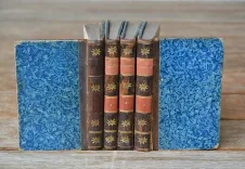 Voyages de Gulliver, traduits de l’anglais, de Swift, par l’abbé Des Fontaines.
Édition ornée de douze gravures. - photo