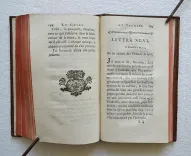 Le guide du fermier, ou instructions pour élever, nourrir, acheter & vendre les bêtes à cornes, les brebis, les moutons, les agneaux & les cochons.
Contenant les symptômes de leurs maladies / Les remèdes pour les guérir / Le choix de leur nourriture, de leurs pâturages / La manière de faire le meilleur beurre & différentes espèces de fromages / La façon d’élever la volaille, les dindons, les oies, les canards (…).
Traduit de l’anglais sur la quatrième édition. - photo